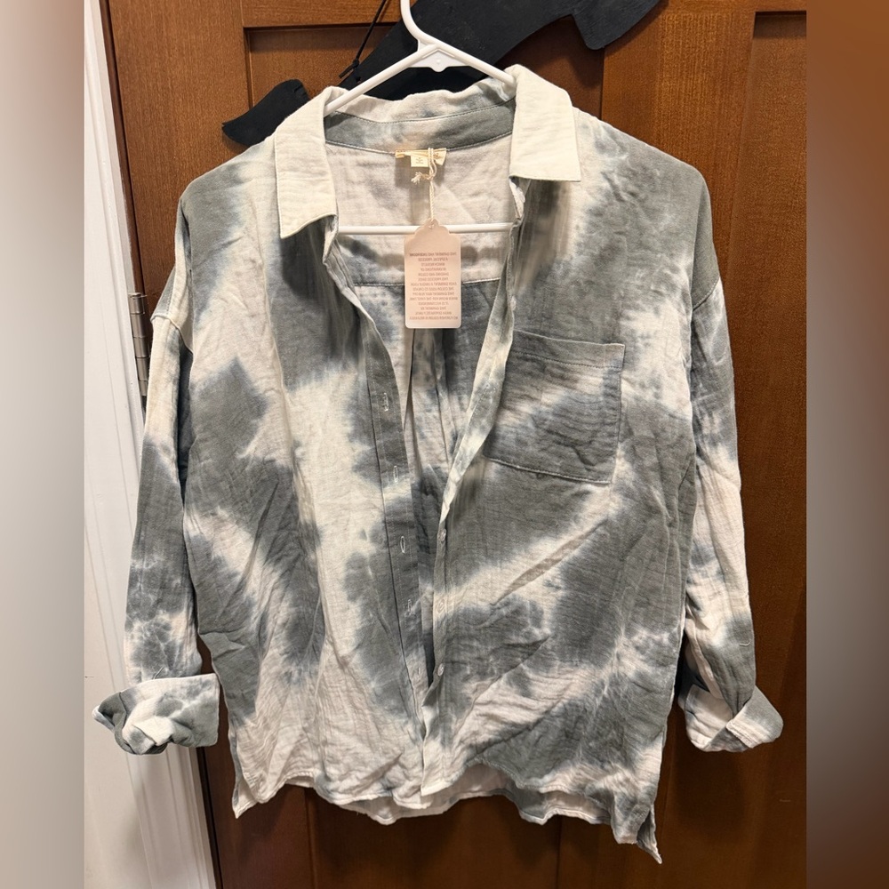 Hem & Thread Gray and White Tie-Dye Button-Down Shirt NWT